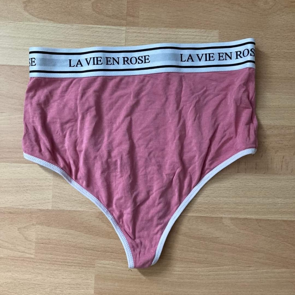 Pop underwear